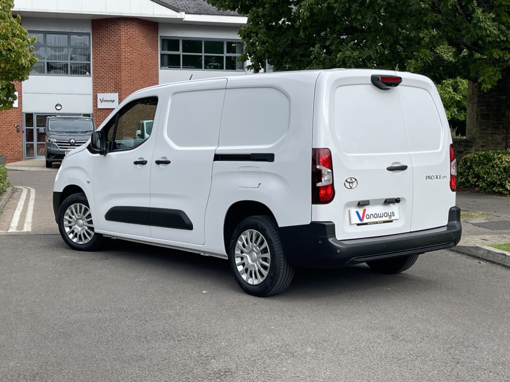 Toyota Proace City