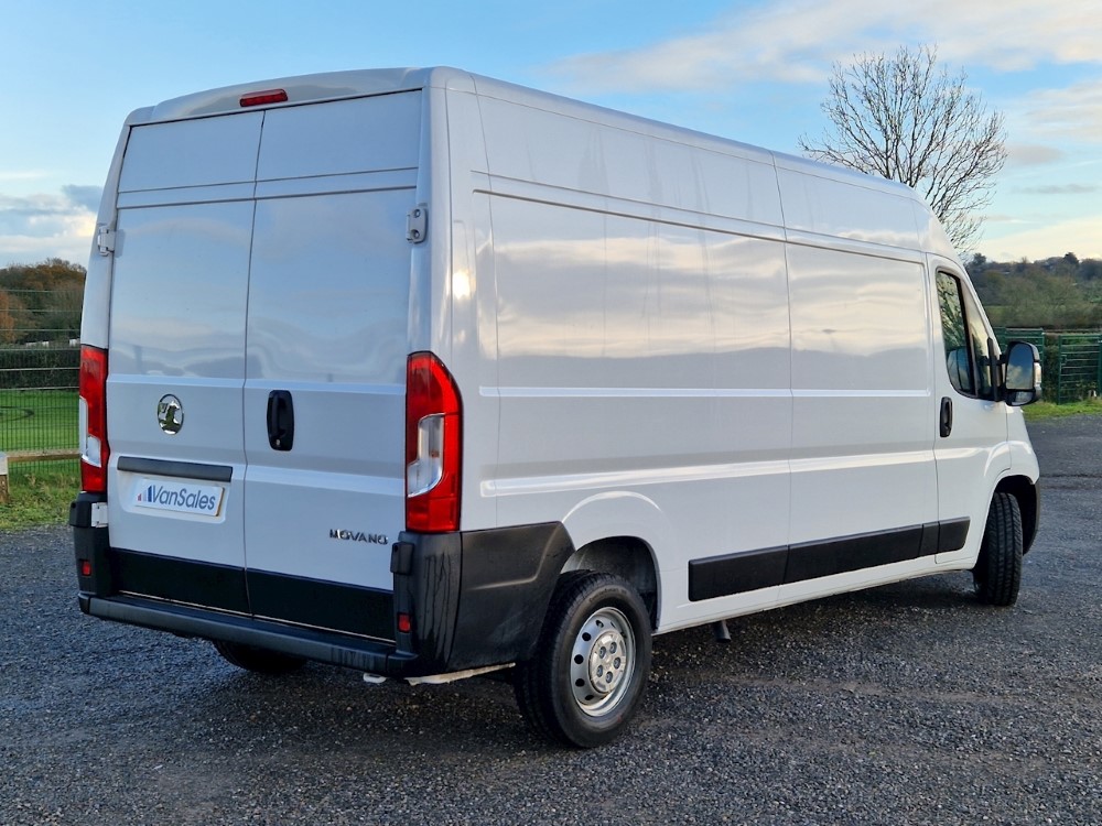 Vauxhall Movano