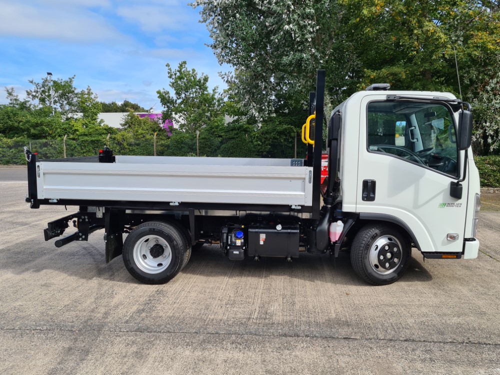 Isuzu Trucks N35